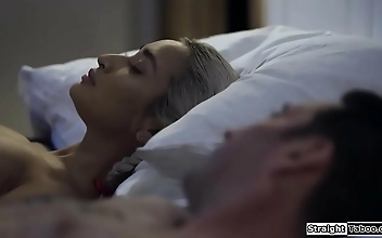 调教 Seductive Soap Lady Provides Luxe Massage Before Hot