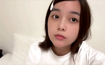 av Seductive Japanese Beauty Displays Sultry Booty Up-Close