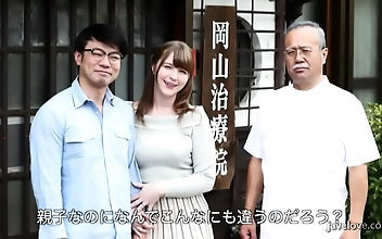 高清 Teen's First Time-Thrilled by Thick White Cock's Depths