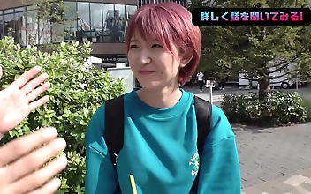 麻豆 Submissive Japanese Beauty Filled by Two Hungry Cocks