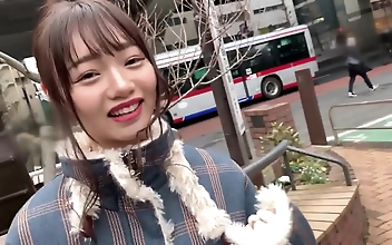看 Amateur Asian Cutie Masters Penis Riding With Sultry