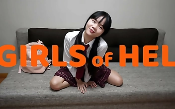精品 成年人 Sultry Doll Kneels Giving Mind Blowing Blowjob Expertly