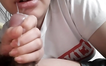 用力 Wet Japanese Teen Seduces With Steamy Softcore Sexual