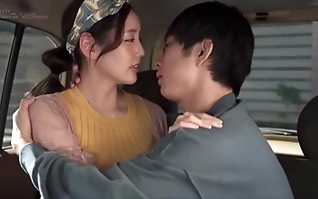 h文 Outdoor Ecstasy-Excited JAV Star Gets Publicly Pleasured Live!